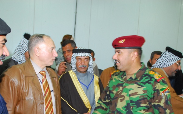 U.S., Iraqi leaders discuss Son's of Iraq transfer
