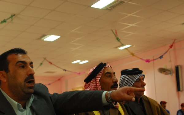 U.S., Iraqi leaders discuss Son's of Iraq transfer