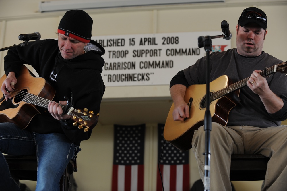 USO tour at Camp Taji