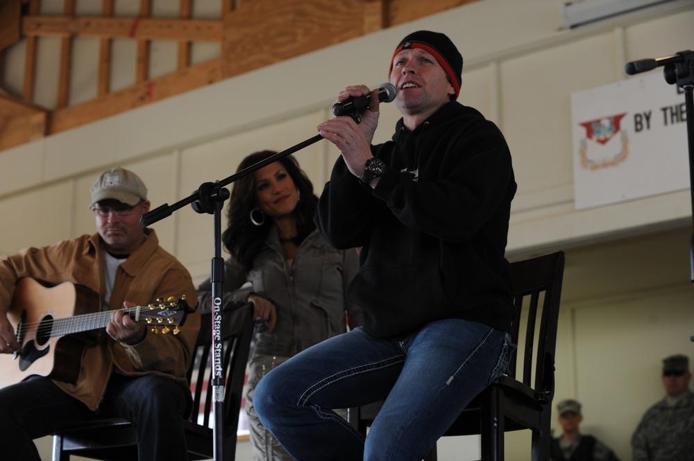 USO tour at Camp Taji