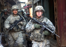 82nd Paratroopers prepare to jump in on Iraq mission