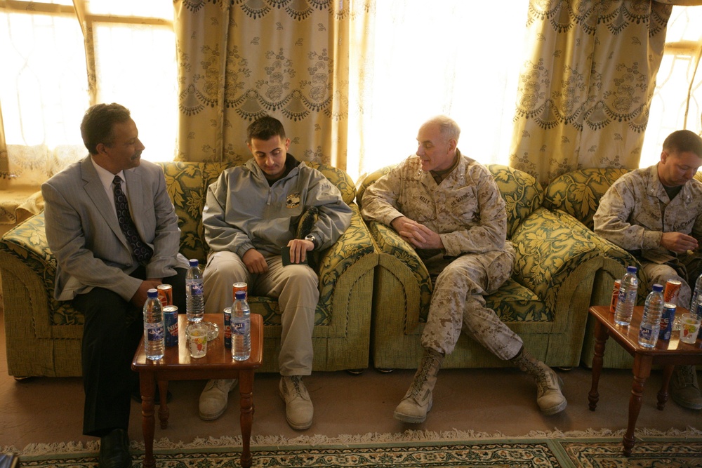 Marine commander visits Marines, civic leaders