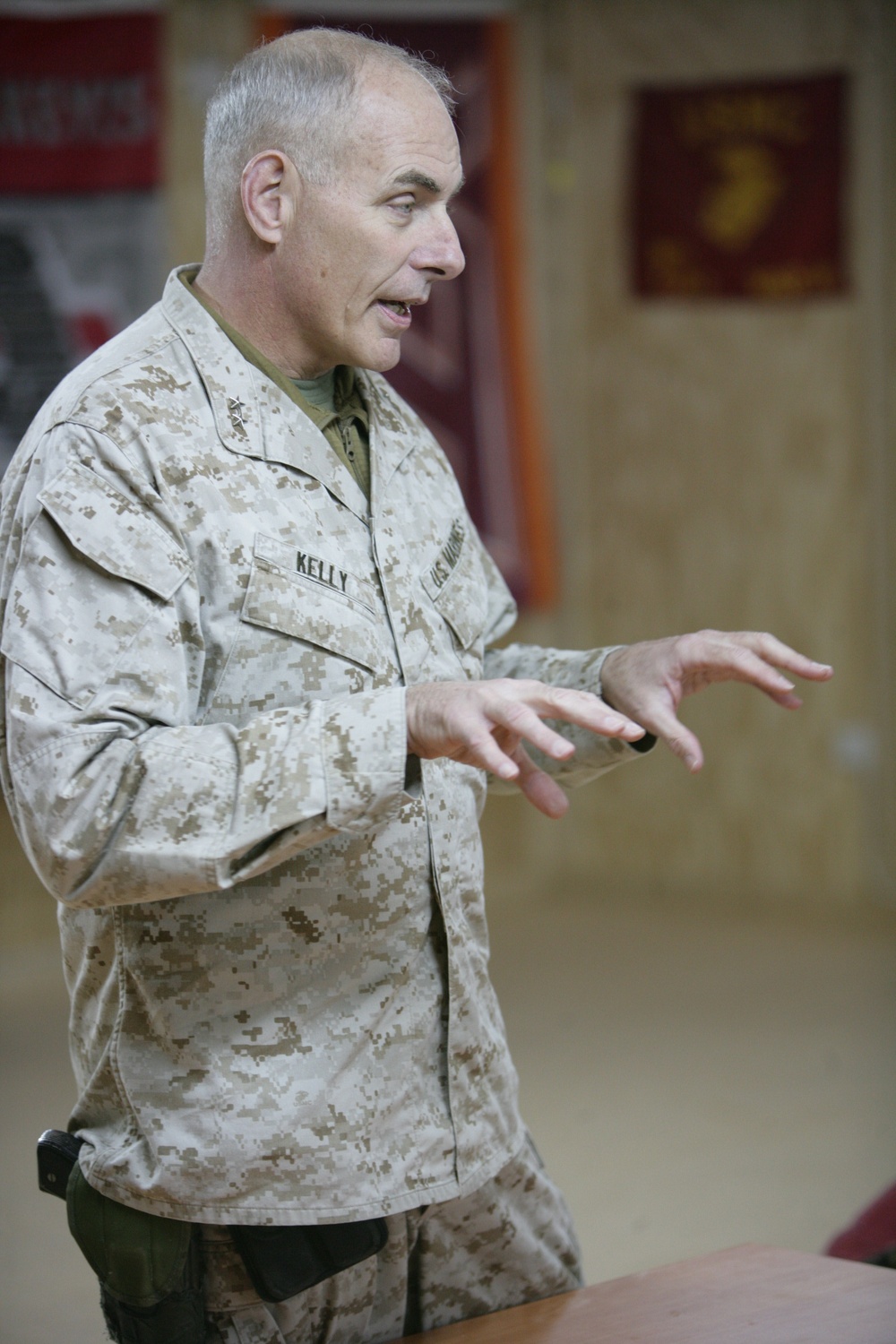 Marine commander visits Marines, civic leaders