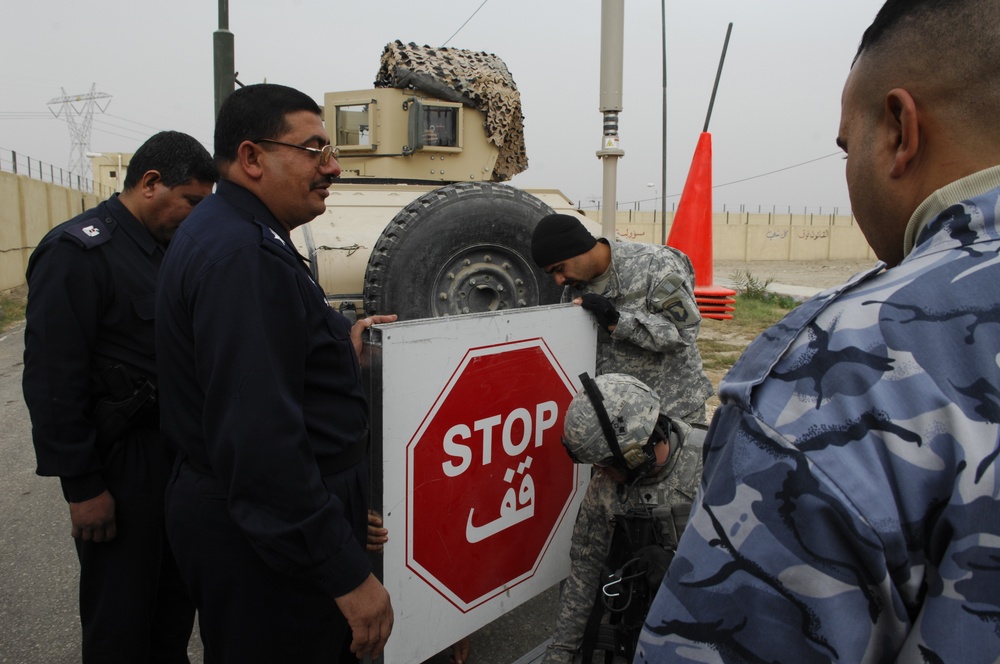 Signs for Iraqi highway police