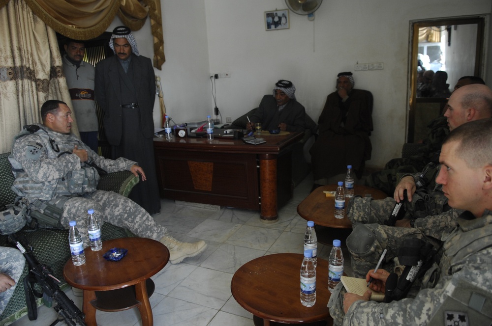Meeting in Babel Province