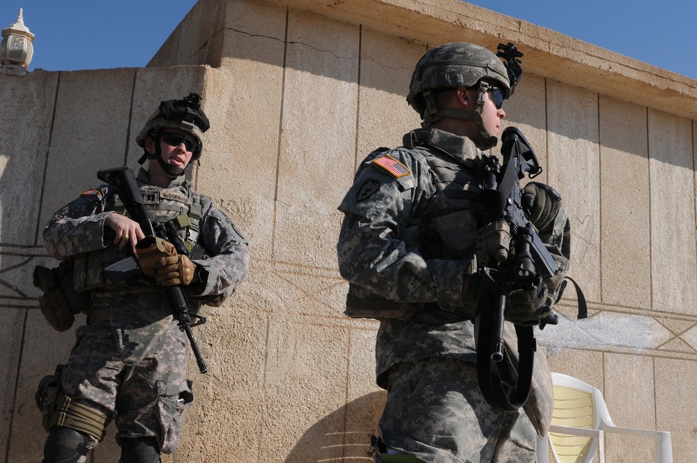 Meeting the Shieks in Al Butoma, Iraq