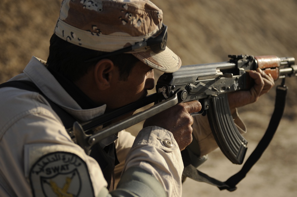 Iraqi Police Training at Forward Operating Base Echo