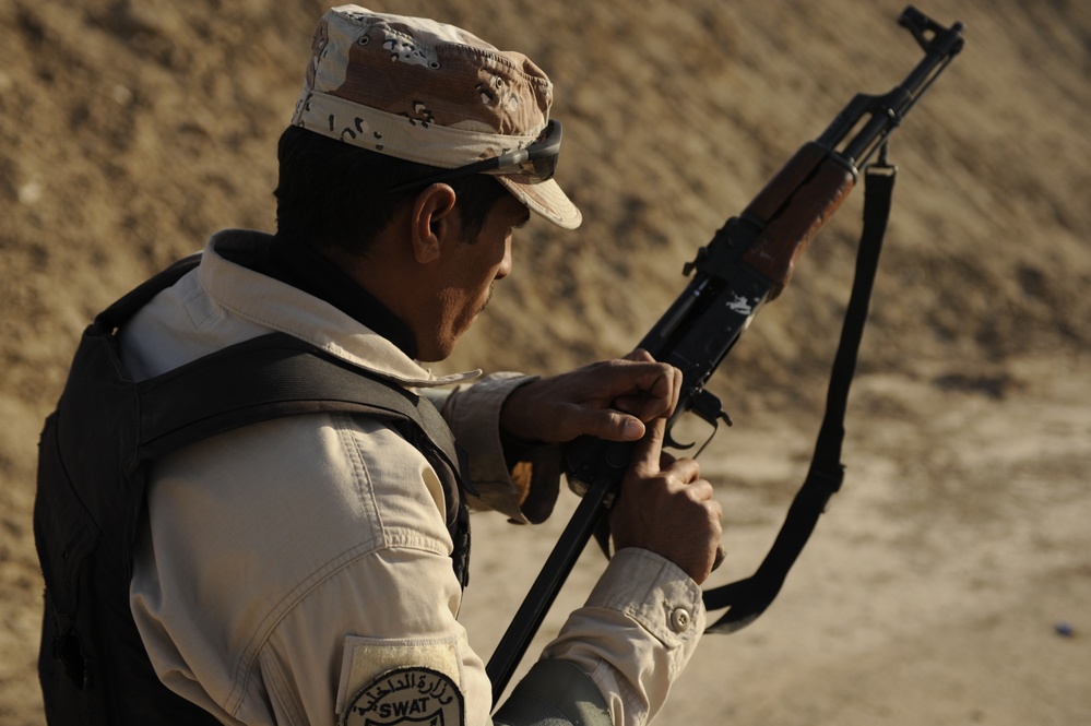 Iraqi Police Training at Forward Operating Base Echo