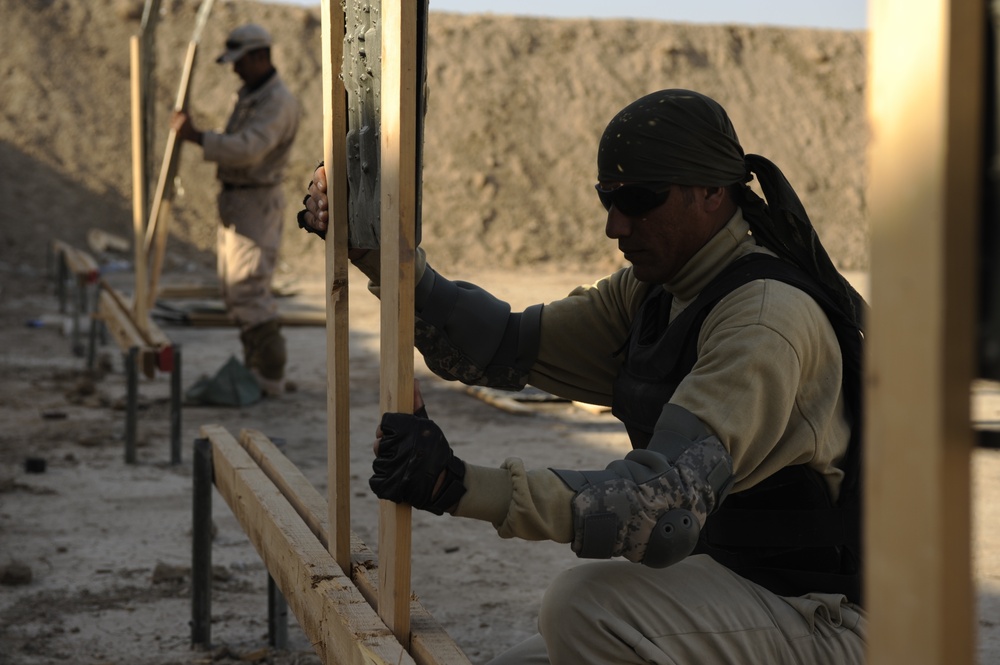 Iraqi Police Training at Forward Operating Base Echo