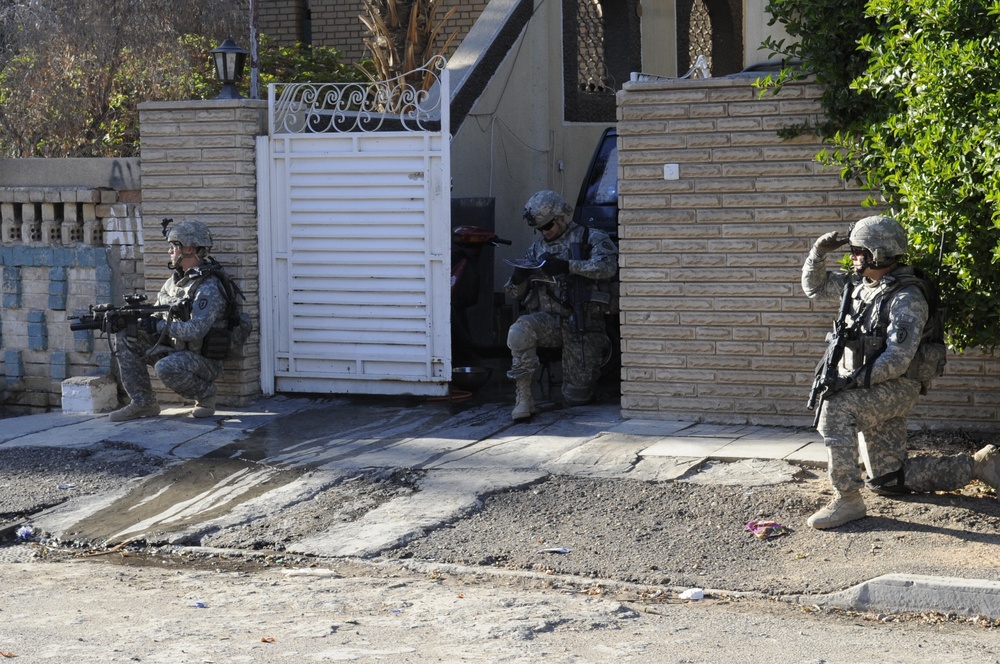 Neighborhood Presence Patrol in Baghdad