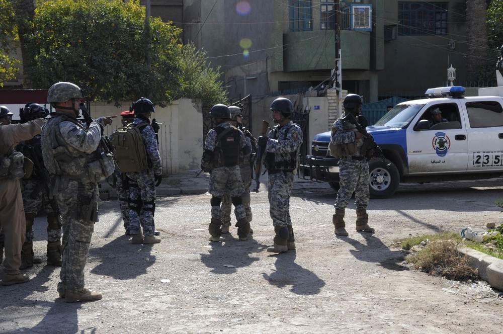 Patrol and search in Baghdad