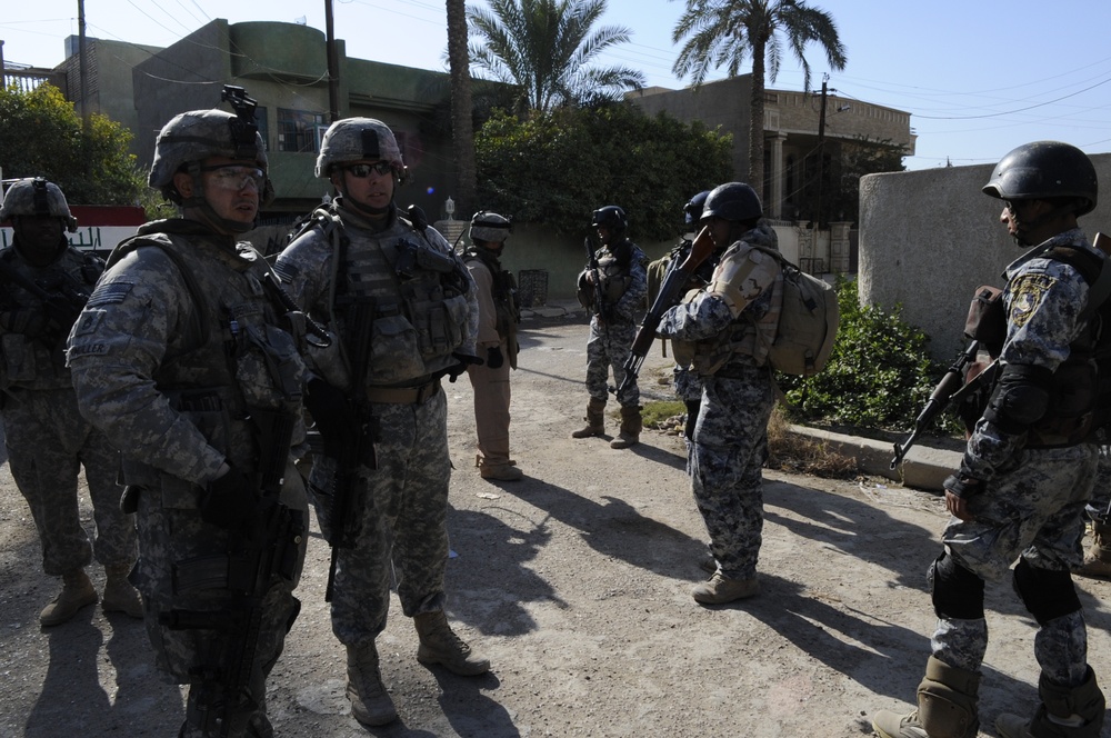 Patrol and search in Baghdad