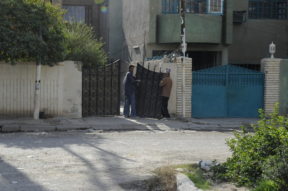 Patrol and search in Baghdad