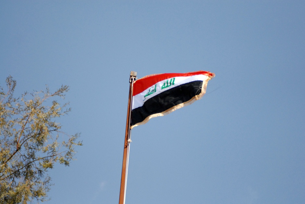 Iraqi Army raises flag on historic day at Forward Operating Base War Eagle