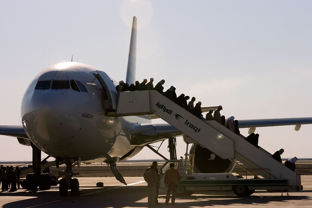 Pilgrims return to Basra