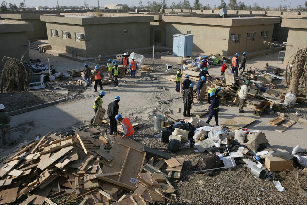 Camp Fallujah demilitarized, turned over to Iraqi goverment