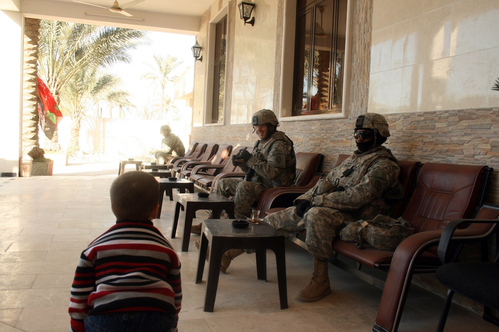 Wolfhounds talk with community leaders