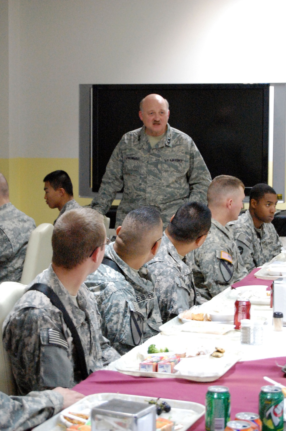Washington General visits troops in Iraq