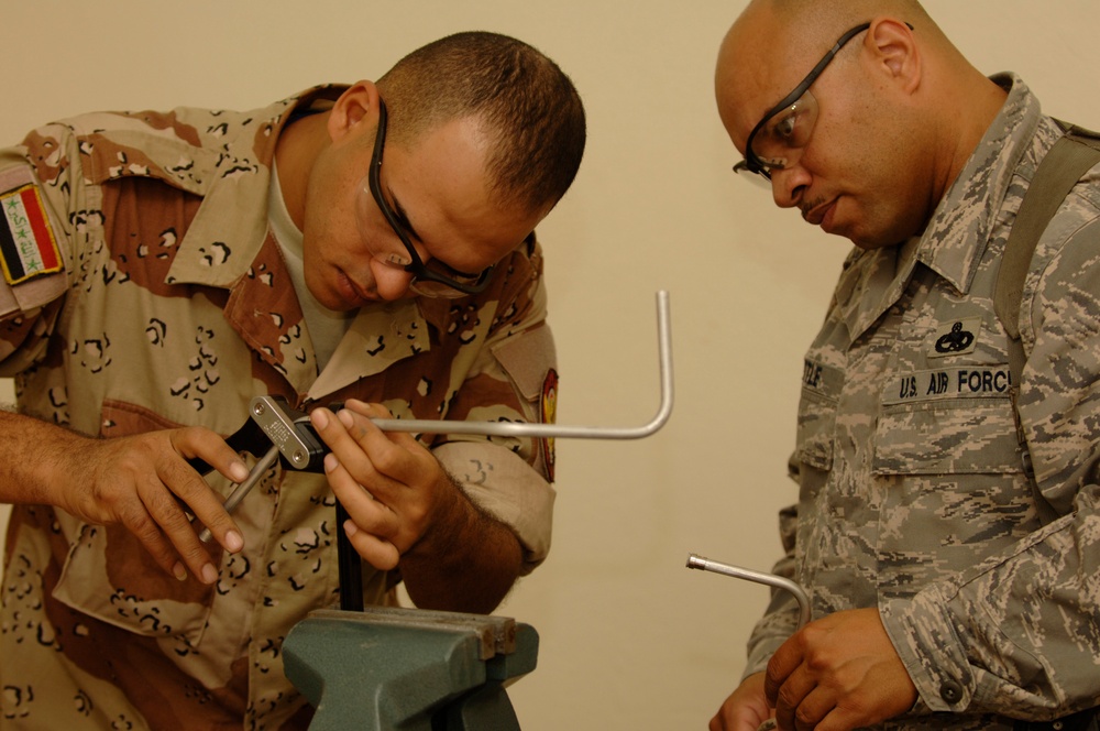 Iraqi Aircraft Structural Maintenance Course