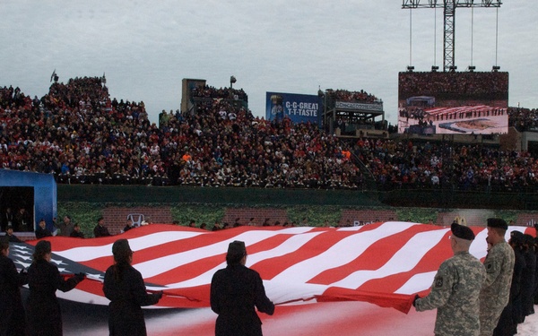 Chicagoland Soldiers and JROTC Cadets Participate in 2009 NHL Winter Classic