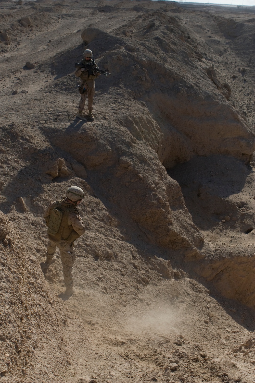 Marines conduct recon of new territory