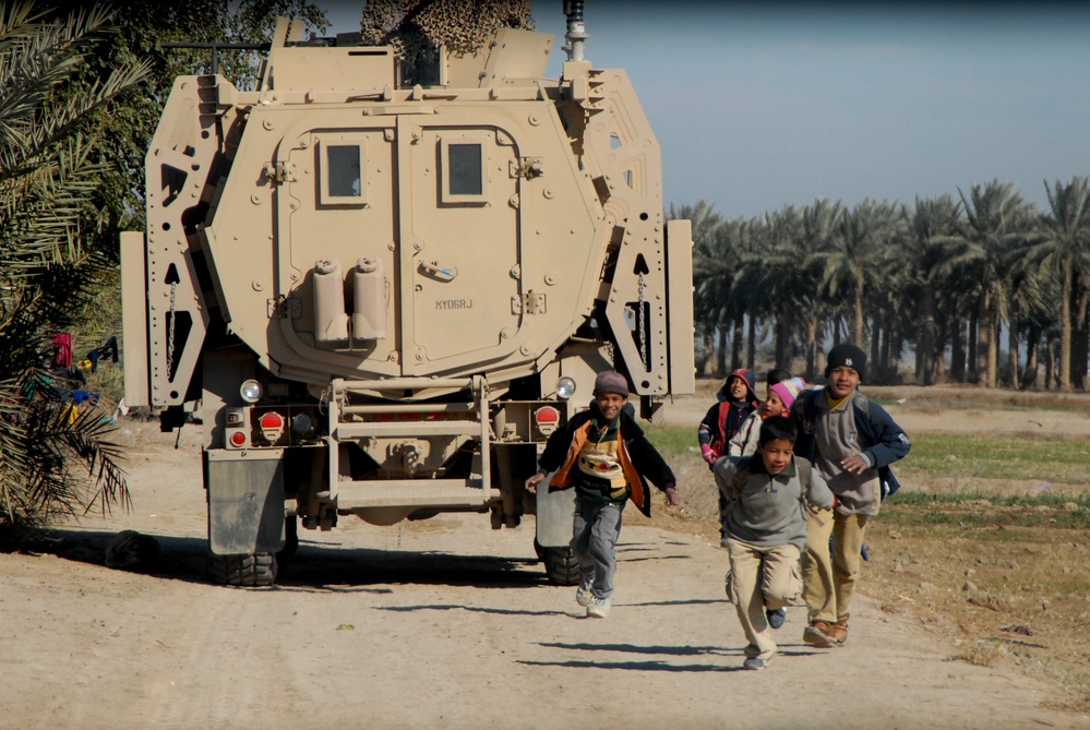 Joint patrol near Iskan
