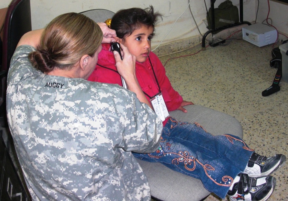 Medics test hearing for Iraqi children