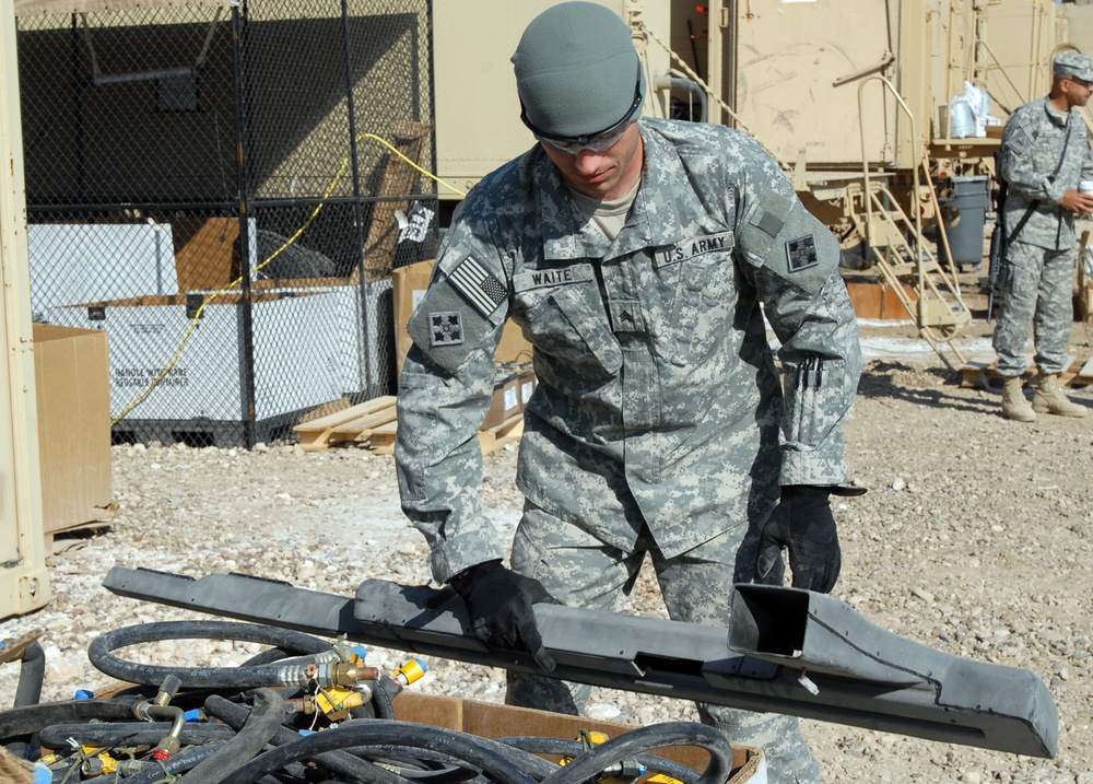 204th clerks keep vehicles in the fight