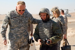 Washington Governor Christine Gregoire visits troops in Iraq