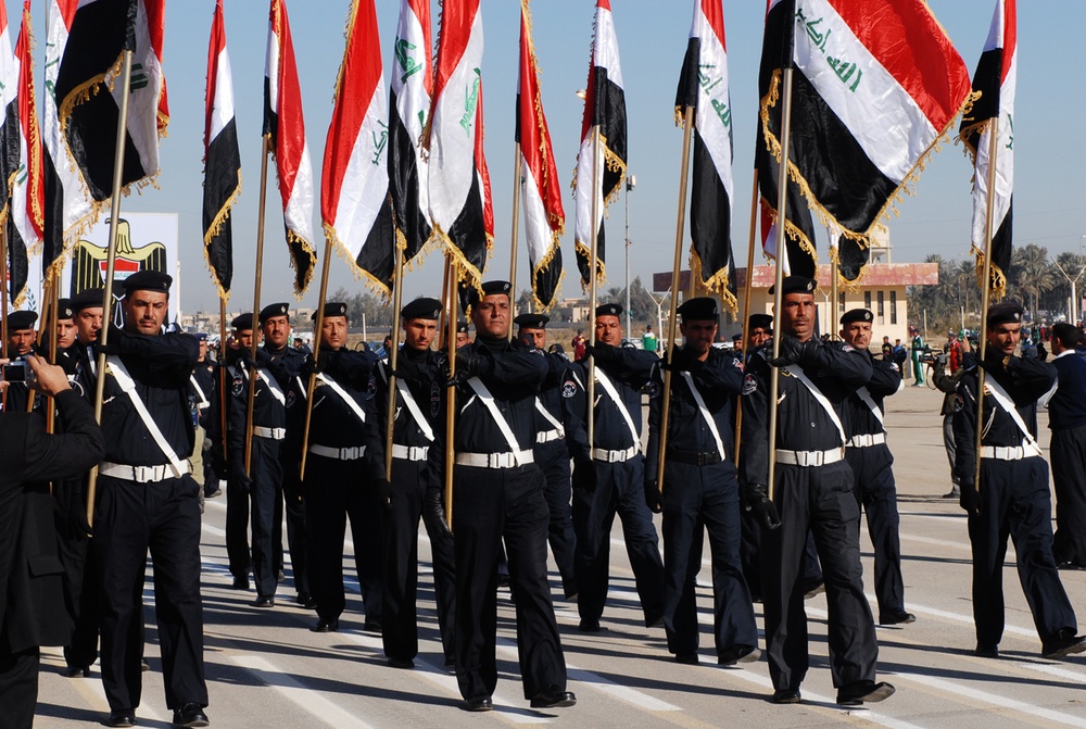 Iraqis celebrate Iraqi Police Day in Diwaniya