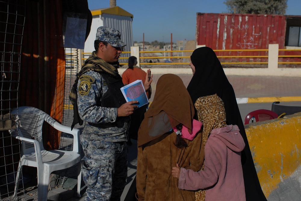 Iraqi Security Forces, Multi-National Division - Baghdad Soldiers secure environment for celebration