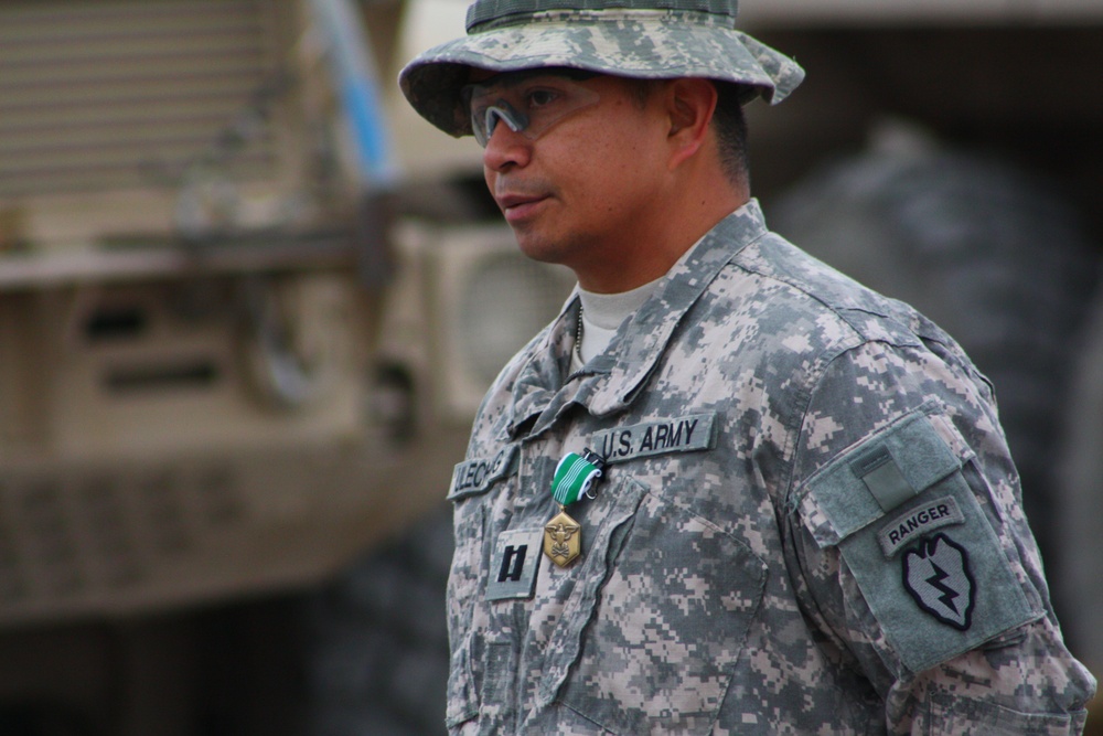 Cacti's Apache Soldiers Say Good-Bye and Good Luck to Executive Officer