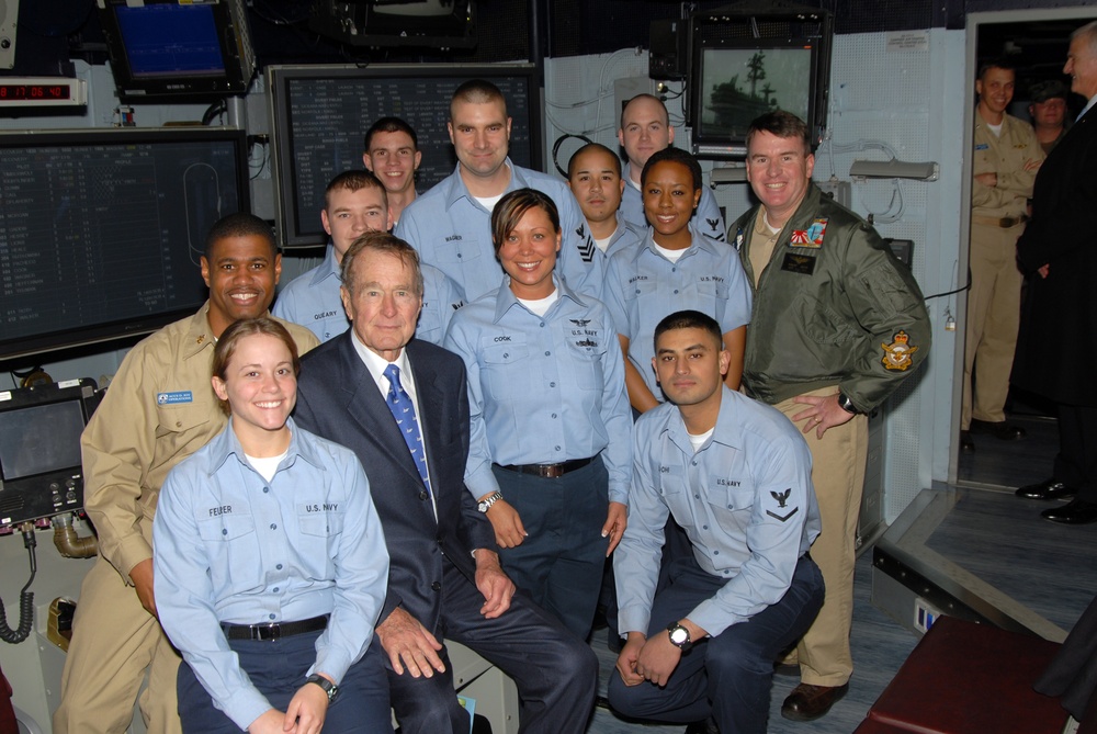 Former first lady tours USS George H.W. Bush