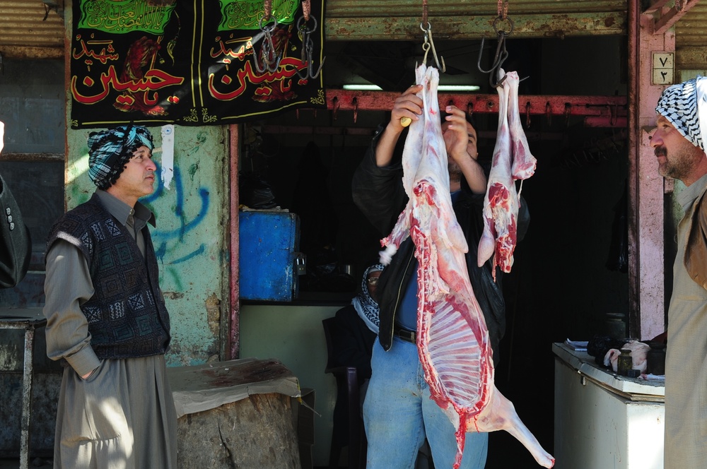 Market patrol in Balad