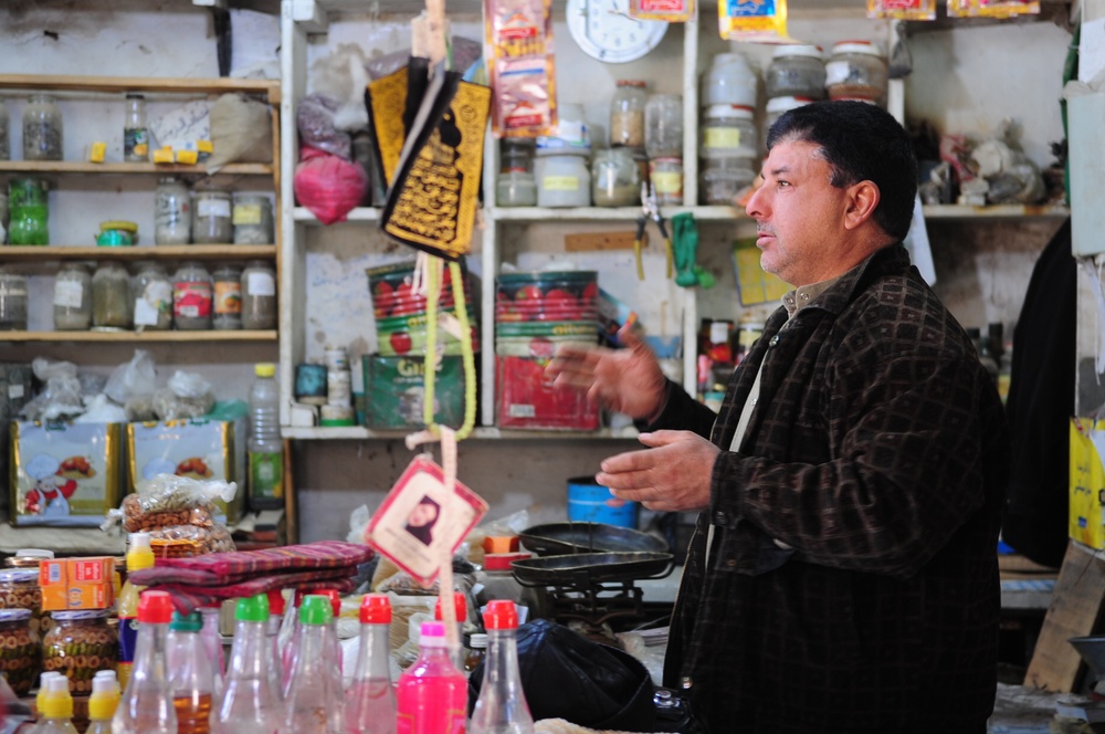 Market patrol in Balad