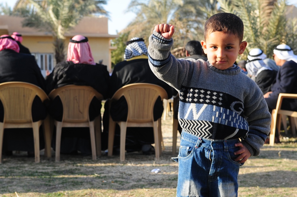 Market patrol in Balad