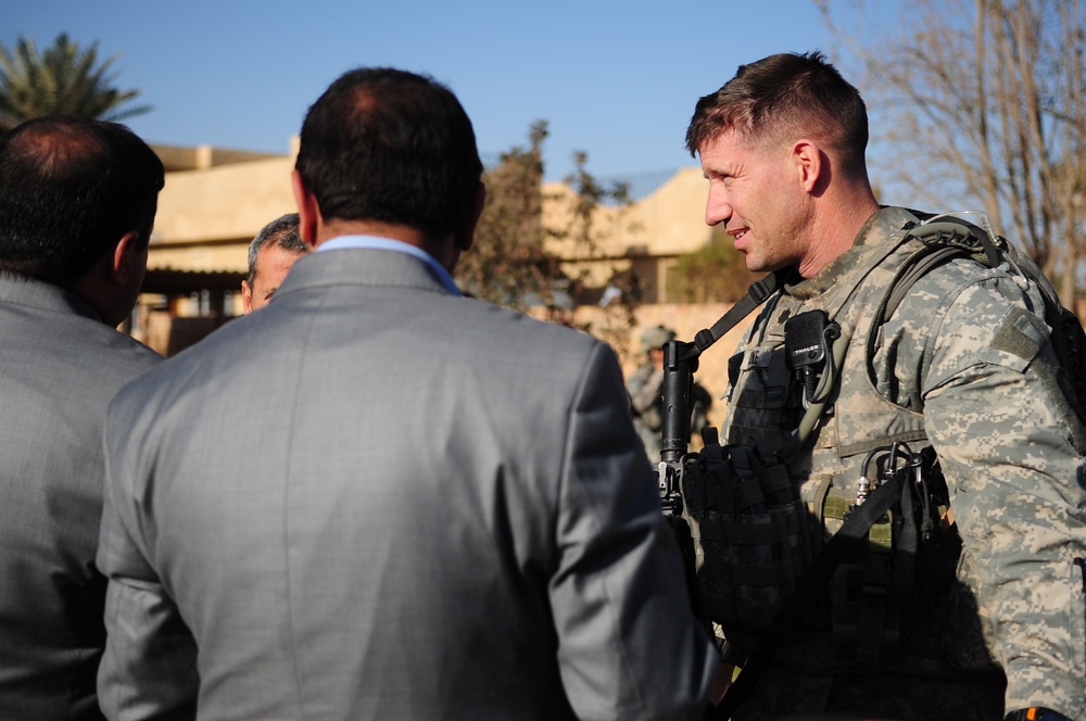 Market patrol in Balad