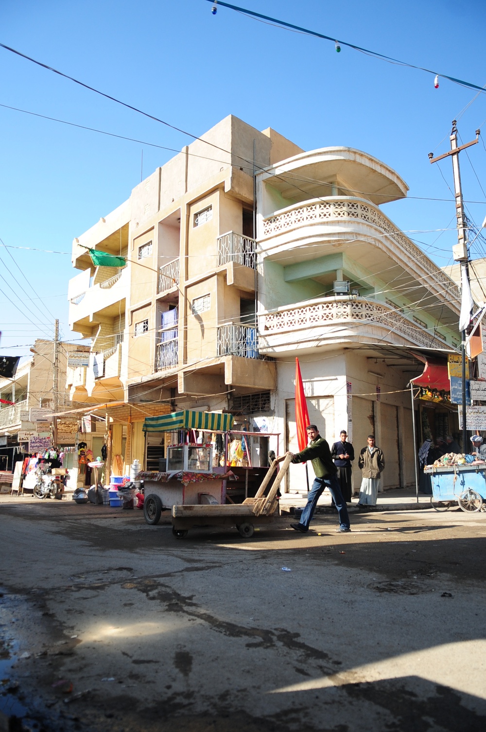 Market patrol in Balad