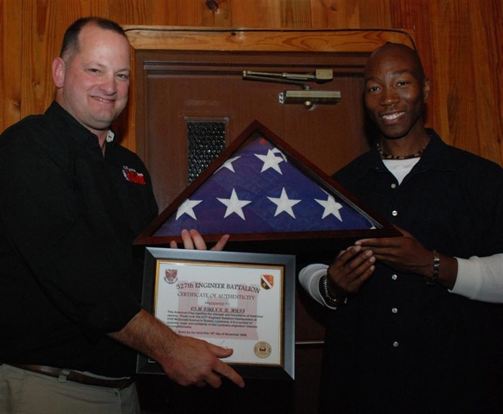 527th pays tribute to retiring command sergeant major - Huff bids farewell to engineers