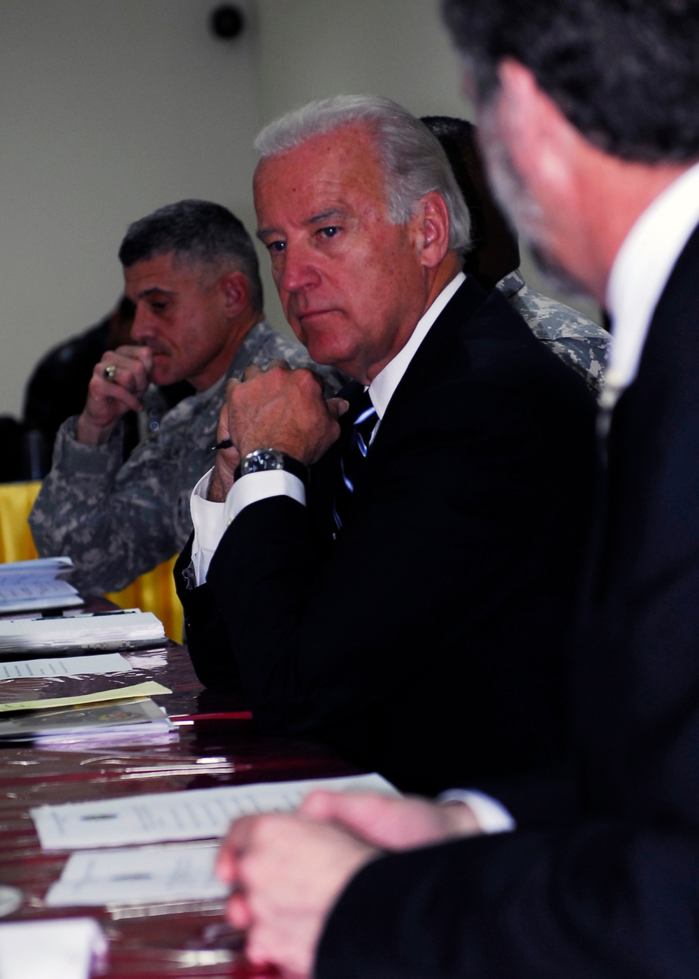 Biden, Graham Meet Local Kirkuk Province Political Officials