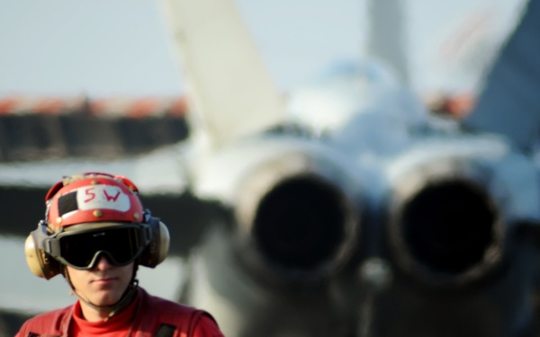 Flight Operations Aboard USS Theodore Roosevelt
