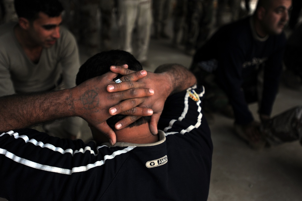 Physical Training Test for Iraqi soldiers