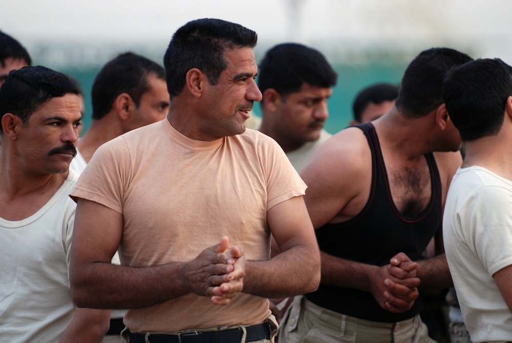 Physical Training Test for Iraqi soldiers