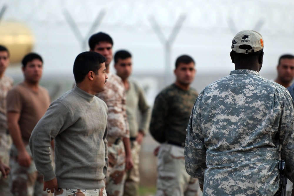 Physical Training Test for Iraqi soldiers