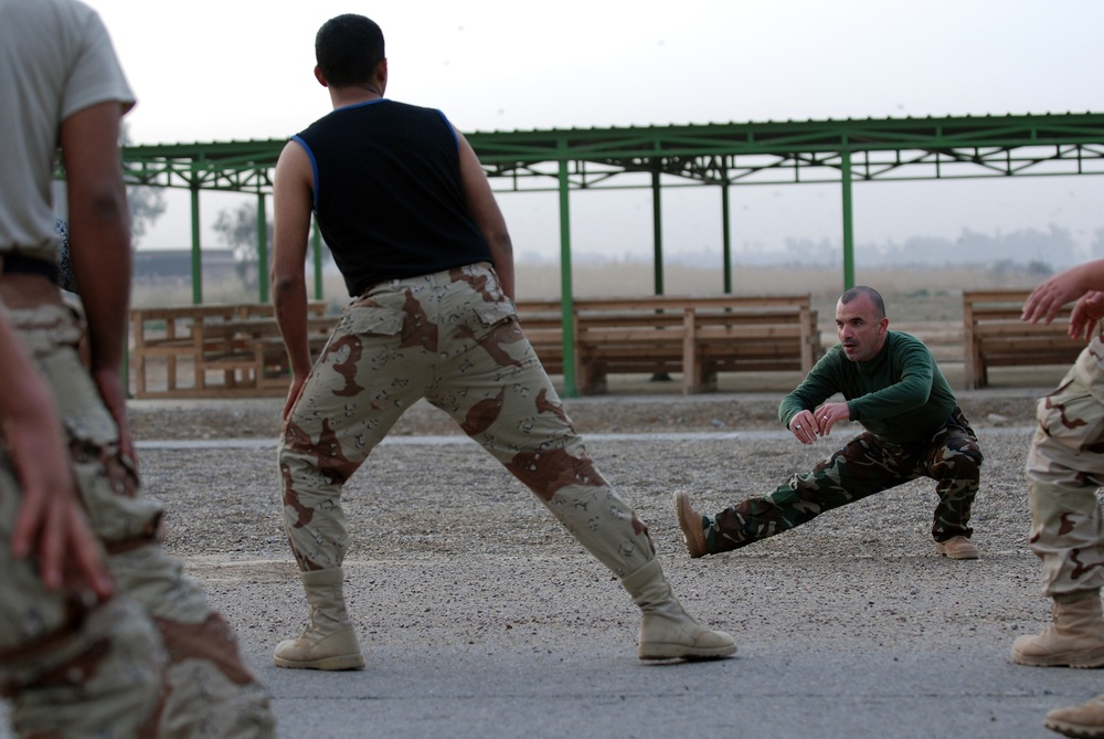 Physical Training Test for Iraqi soldiers
