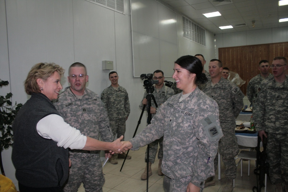 Washington Gov. Christine Gregiore visits Baghdad