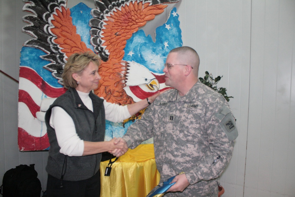Washington Gov. Christine Gregiore visits Baghdad