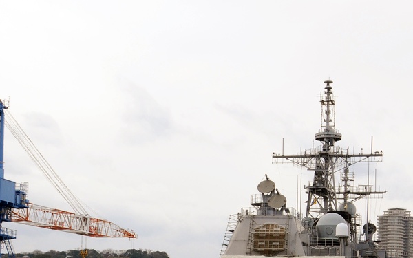 USS Shiloh docked