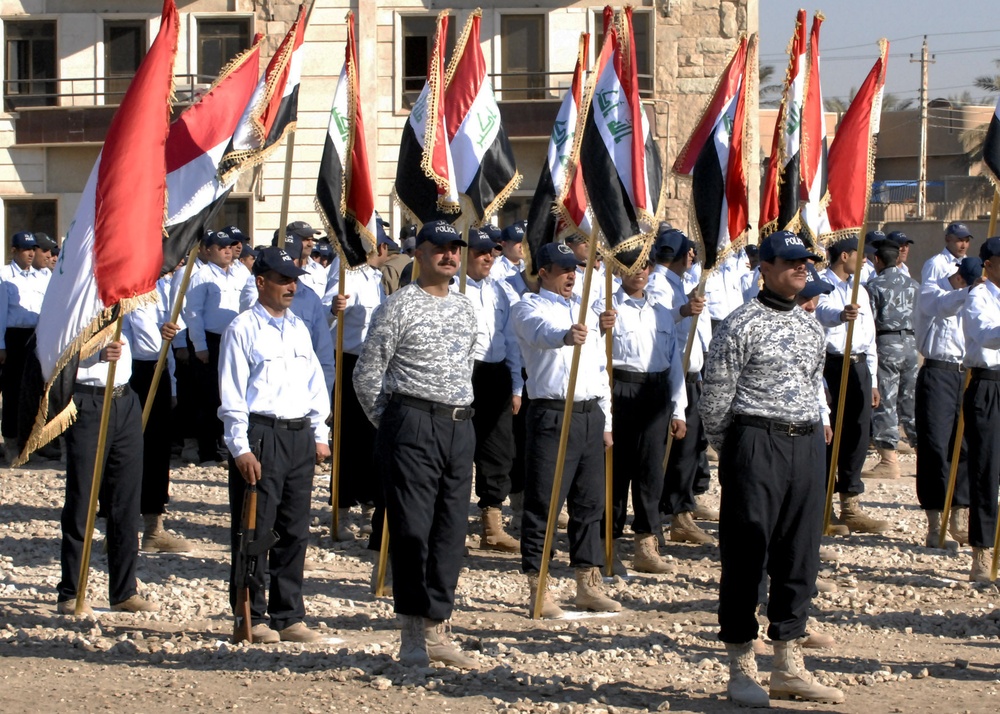 Former Sons of Iraq Graduate at Al Furat