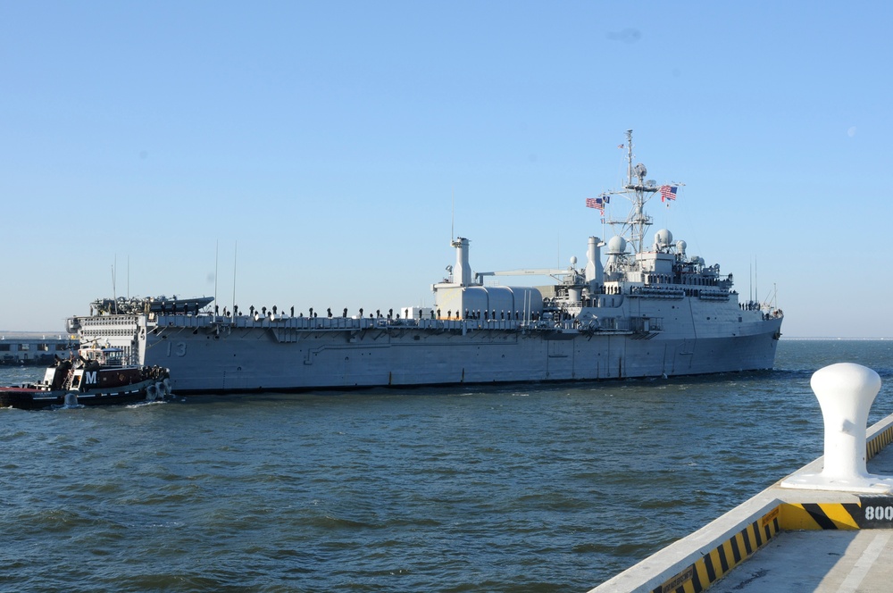USS Nashville deploys in support of Africa Partnership Station